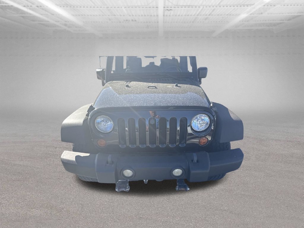 Used 2008 Jeep Wrangler Unlimited Rubicon w/ Dual Top Group AWD/4WD image 2