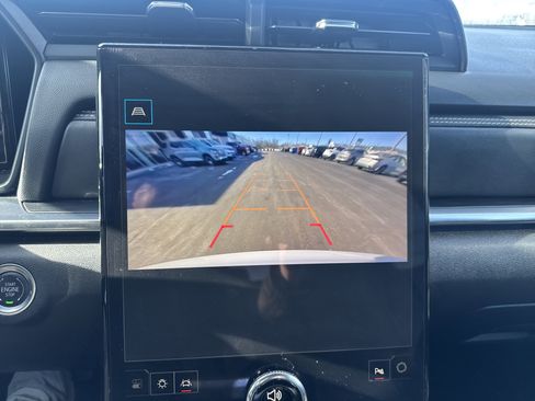 Used 2025 GMC Terrain Elevation image 26