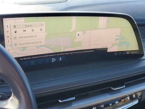 Certified 2024 Cadillac XT4 Premium Luxury image 16