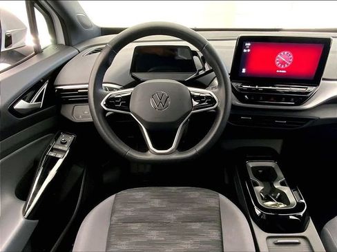 Certified 2022 Volkswagen ID.4 Pro RWD image 11