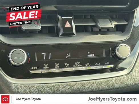 Used 2025 Toyota Corolla LE image 17