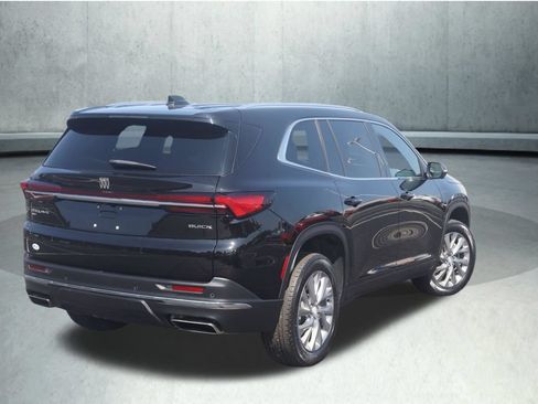 Used 2025 Buick Enclave Preferred AWD/4WD image 12