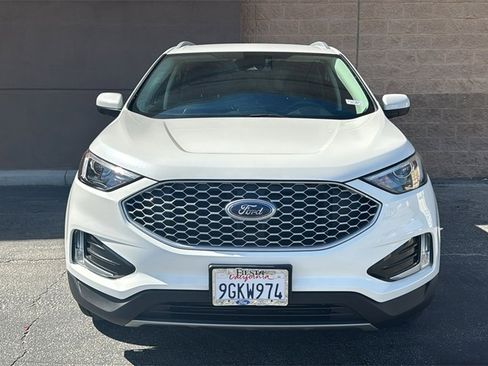 Certified 2023 Ford Edge SEL w/ Convenience Package image 2