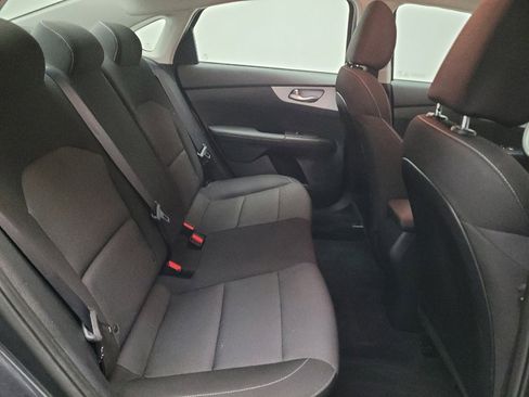 Used 2024 Kia Forte LXS w/ LXS Technology Package image 19