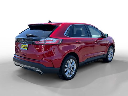 Used 2023 Ford Edge Titanium AWD/4WD image 5