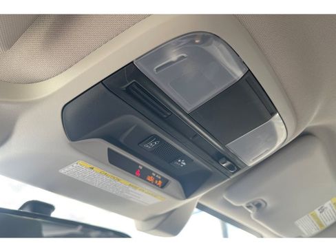 Certified 2023 Subaru Crosstrek 2.0i image 23