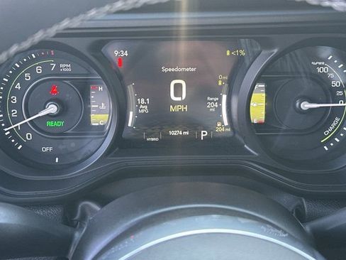 Certified 2025 Jeep Wrangler Unlimited Sahara w/ Safety Group image 26