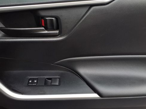 Certified 2023 Toyota RAV4 LE FWD image 25