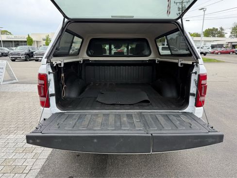Used 2024 RAM 1500 Laramie AWD/4WD image 8