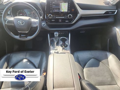 Used 2021 Toyota Highlander Limited AWD/4WD image 9