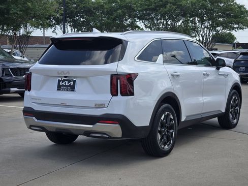 New 2026 Kia Sorento S w/ S Panoramic Sunroof Package FWD image 4