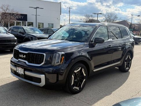 Used 2025 Kia Telluride EX AWD/4WD image 7