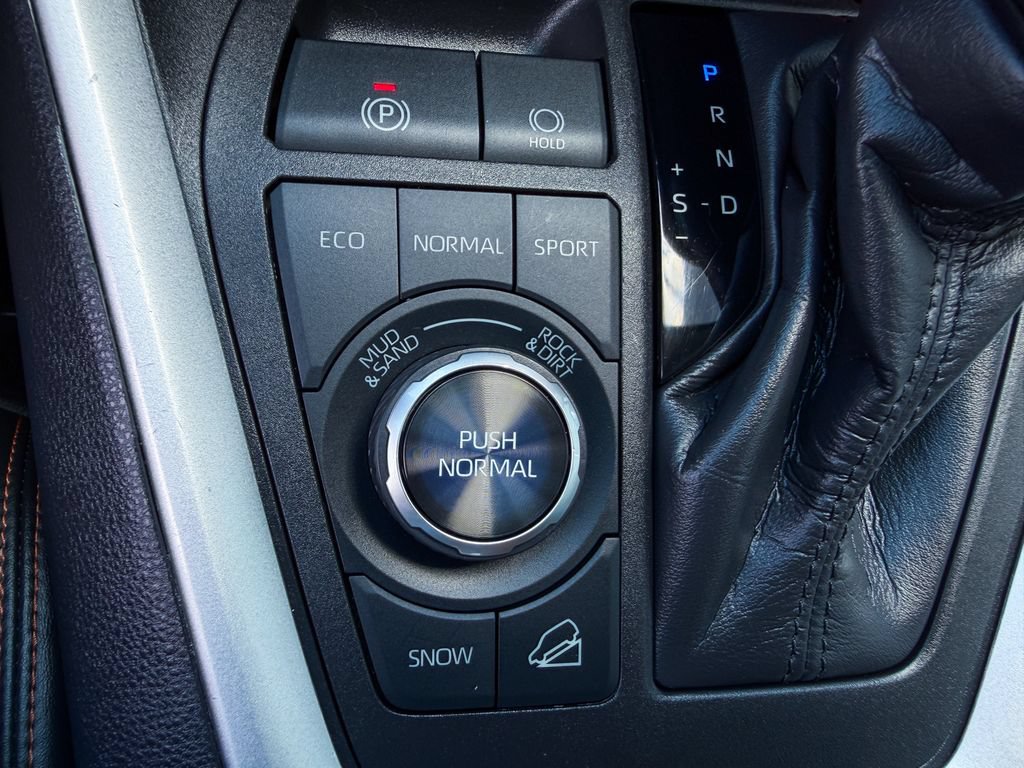 Used 2024 Toyota RAV4 Adventure AWD/4WD image 21