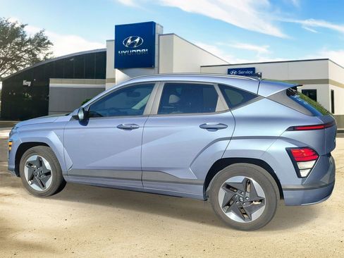 Certified 2024 Hyundai Kona SEL FWD image 4