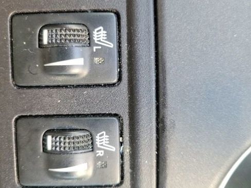 Used 2016 Toyota Camry LE image 10