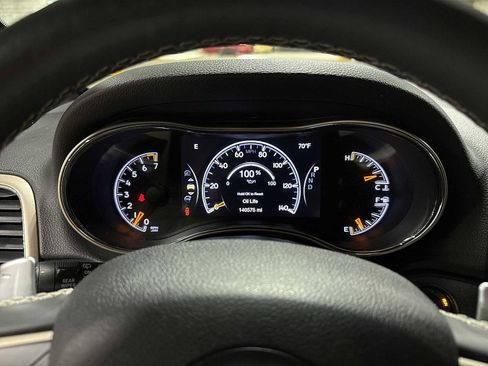 Used 2017 Jeep Grand Cherokee Limited image 36
