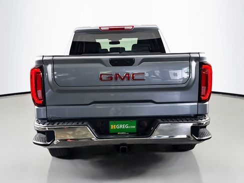 Used 2025 GMC Sierra 1500 SLT AWD/4WD image 8