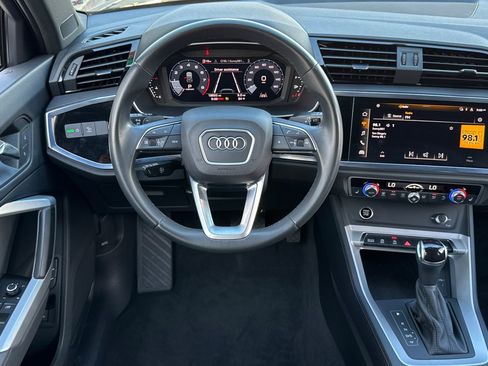 Used 2023 Audi Q3 2.0T Premium w/ Convenience Package AWD/4WD image 30