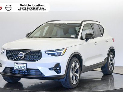 Used 2026 Volvo XC40 B5 Plus w/ Protection Package Premier