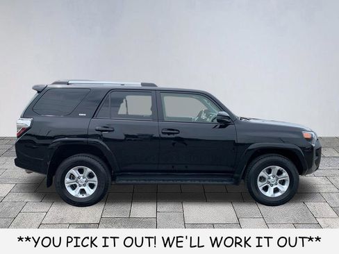 Used 2024 Toyota 4Runner SR5 AWD/4WD image 8