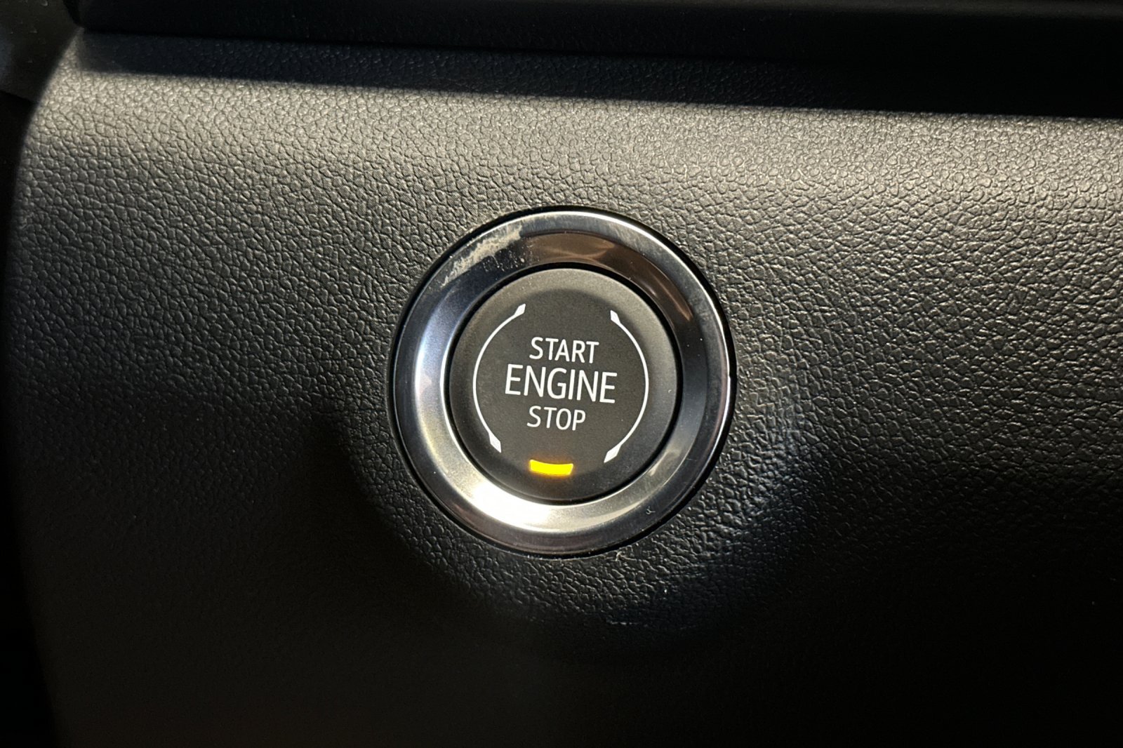 New 2026 GMC Terrain AT4 w/ Convenience Package III AWD/4WD image 24