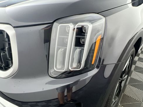 New 2025 Kia Telluride EX image 11