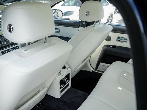 New 2025 Rolls-Royce Ghost image 41