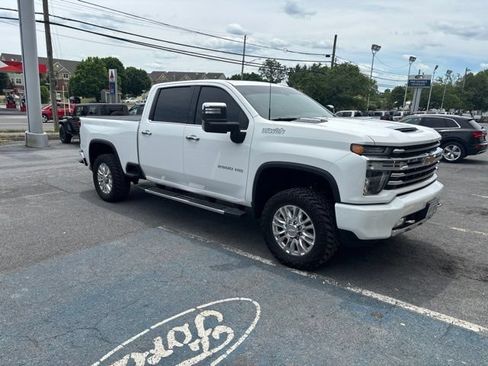Used 2021 Chevrolet Silverado 2500 High Country w/ Z71 Off-Road Package AWD/4WD image 5