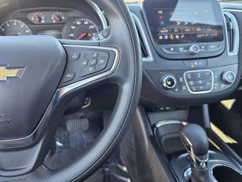 Used 2024 Chevrolet Malibu LT image 25