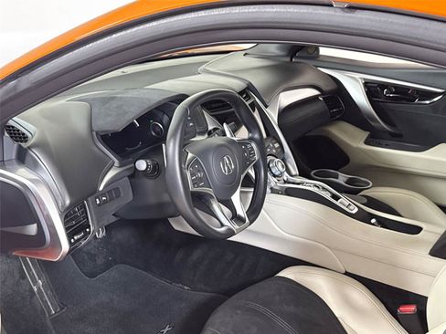 Used 2019 Acura NSX image 15