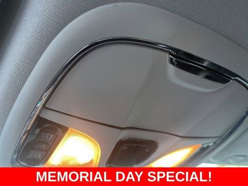 Used 2021 Jeep Cherokee Limited w/ Trailer Tow Group AWD/4WD image 31
