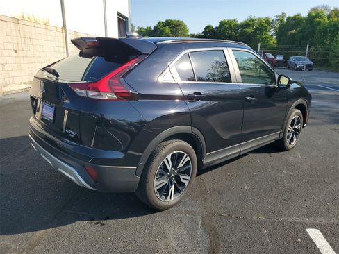 New 2024 Mitsubishi Eclipse Cross SE image 4