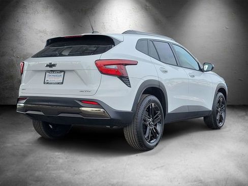 New 2026 Chevrolet Trax ACTIV w/ Driver Confidence Package FWD image 3