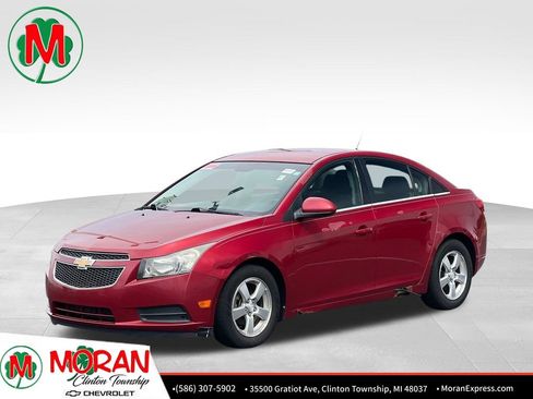 Used 2012 Chevrolet Cruze LT FWD image 1