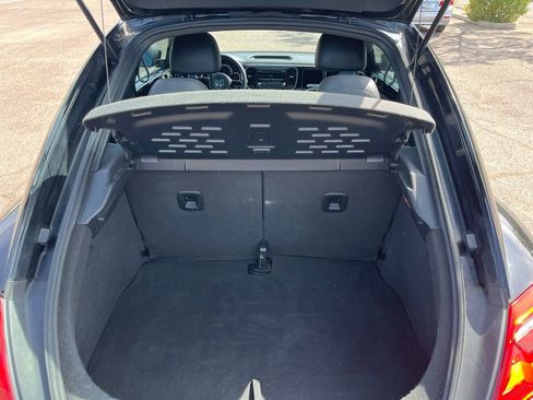 Used 2013 Volkswagen Beetle 2.5 image 13