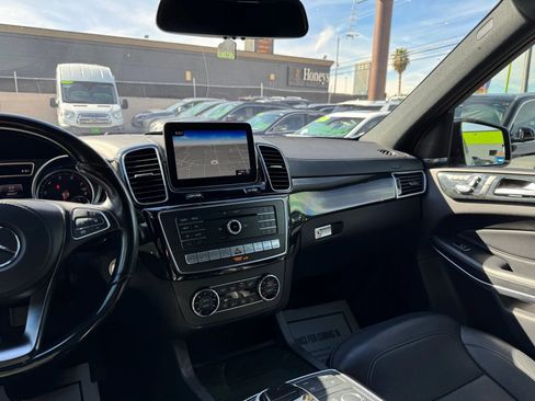 Used 2019 Mercedes-Benz GLS 550 4MATIC image 27