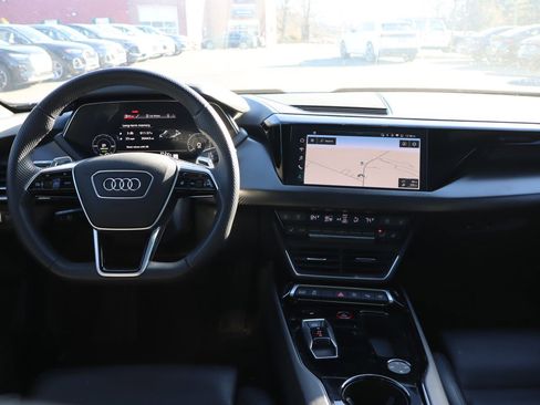 Used 2022 Audi e-tron GT Prestige w/ Prestige Package image 12