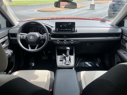 Certified 2025 Honda CR-V LX image 32