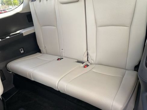 Used 2026 Toyota Grand Highlander AWD image 22