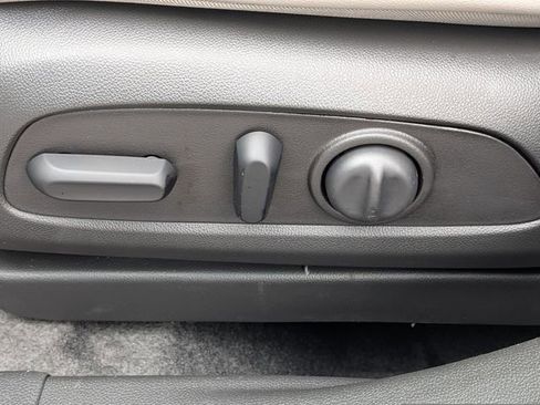 New 2026 Buick Envista Sport Touring FWD image 19