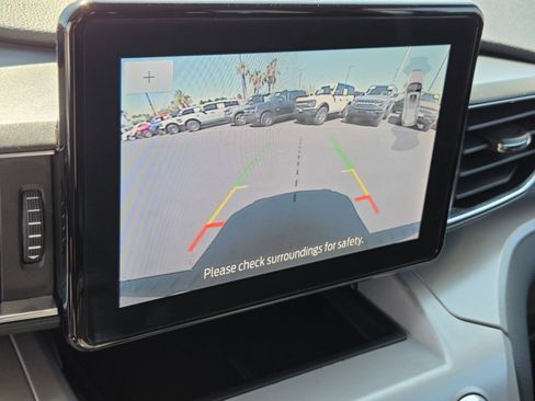 Certified 2023 Ford Explorer XLT w/ Equipment Group 202A RWD image 22
