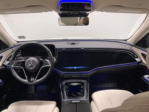 Used 2026 Mercedes-Benz E 350 4MATIC Sedan image 29