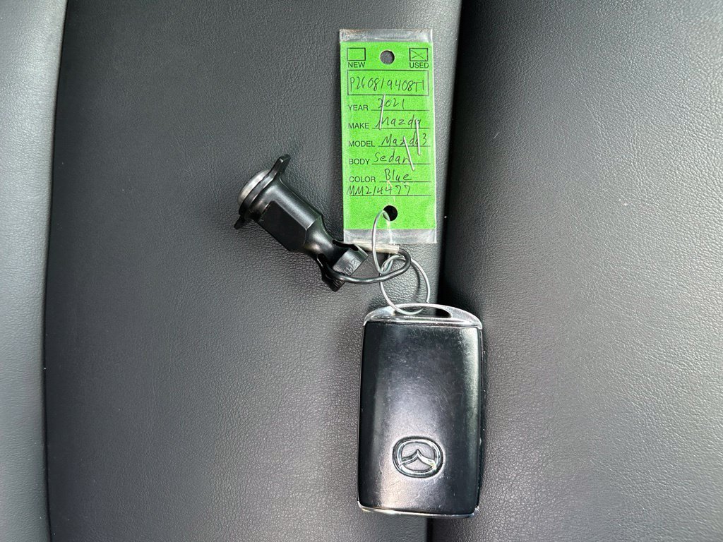 Used 2021 MAZDA MAZDA3 s FWD image 34