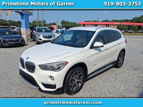 Used 2018 BMW X1 xDrive28i AWD/4WD image 1