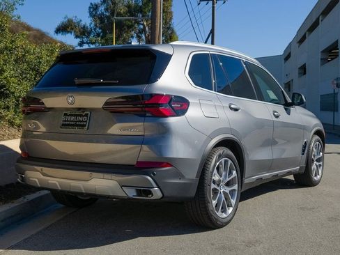 New 2026 BMW X5 xDrive50e image 5