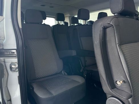 Used 2023 Ford Transit 350 XLT image 33