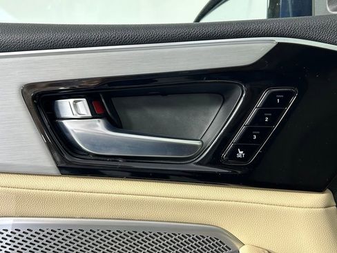 Used 2023 Acura MDX SH-AWD image 38