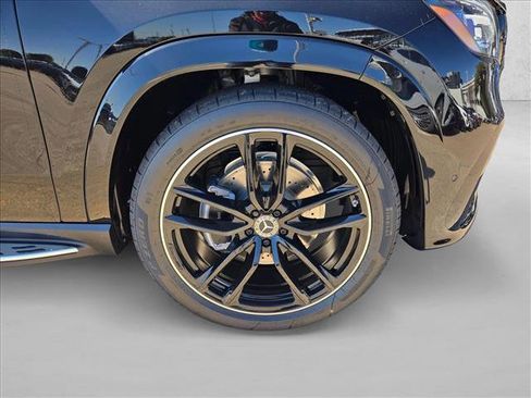 New 2026 Mercedes-Benz GLS 580 GLS 580 image 14