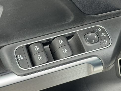 Certified 2022 Mercedes-Benz GLB 35 AMG 4MATIC image 13