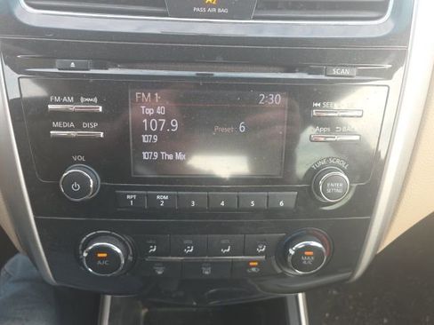 Used 2015 Nissan Altima 2.5 S w/ Power Driver Seat Package image 28